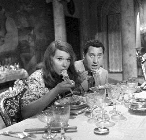 UNA VITA DIFFICILE - Un film simbolo per raccontare il paese