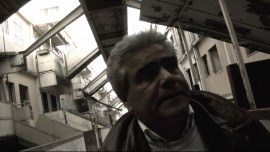 NFF - L'UOMO CON IL MEGAFONO - Una storia di lotta e di impegno sociale allinterno delle Vele di Scampia