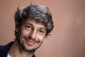 ALICE NELLA CITT 11 - Giorgio Pasotti  il padrino