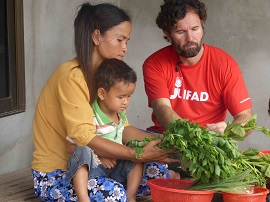 ISOLA DEL CINEMA - Carlo Cracco aderisce alla campagna IFAD 