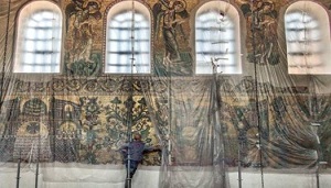 RESTAURARE IL CIELO - La rinascita della Basilica della Nativit