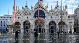 PICOMEDIA - Vicina ai cittadinidi Venezia