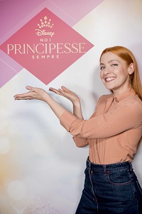 WALT DISNEY ITALIA E MEDICINEMA - Noemi interprete d'eccezione per lItalia di Un Nuovo Inizio