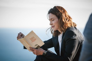 SUSANNA LA VIAGGIATRICE - In seconda serata su Rai3 il 7 ottobre