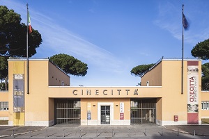 CINECITTA' - Per l'Ucraina e i suoi bambini