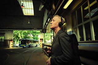 PAOLO SORRENTINO - Un'installazione a Milano con Max Casacci