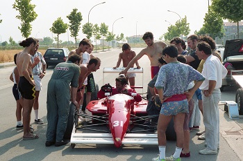 ANDREA MODA FORMULA - LA SCUDERIA PIU' FOLLE DI SEMPRE - Il 30 giugno su MotorTrend