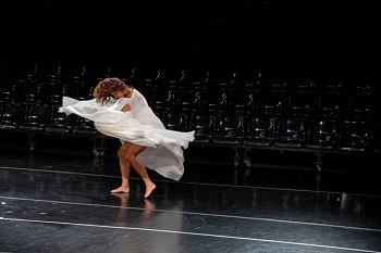 TEATRI RIFLESSI 2025 - A Zafferana Etnea il Programma Visioni Contemporanee