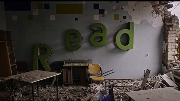 WAR ON EDUCATION - In streaming il doc di Stefano Di Pietro