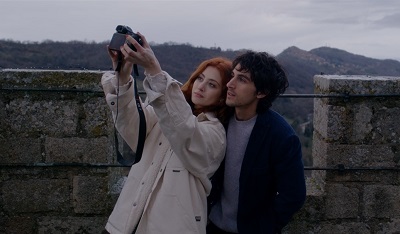 C'E' UN POSTO NEL MONDO - Storie di vita al bivio, nello scenario degli antichi borghi toscani.