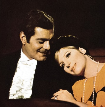 RAIPLAY - Il Natale 2025 con grandi e piccini