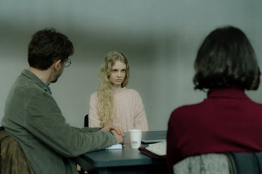 ILLUSIONE - Dal 2 aprile al cinema