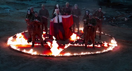 DRACULA - Il film di Radu Jude dal 7 maggio al cinema