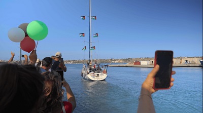 DALA TERRA AL MARE - Il documentario che segue la Global Sumud Flotilla verso Gaza, tra paura e speranza