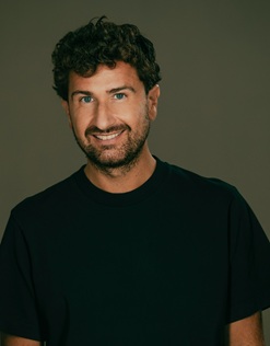 ALESSANDRO SIANI - Torna a teatro con Viva Voce