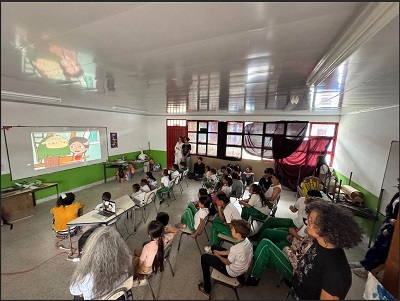 VISIONI SARDE NEL MONDO - A Circasia in Colombia il giovane cinema sardo incontra le comunit� rurali dopo il terremoto