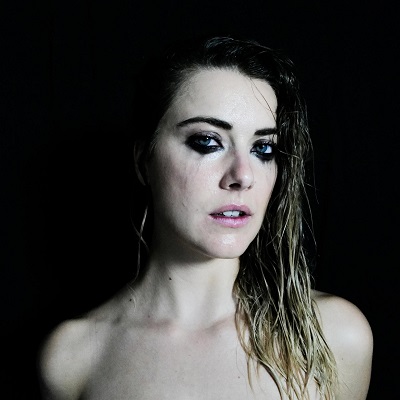 SOFIA PANIZZI - Debutta nella musica con 