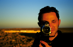Antonio Martino racconta con la sua telecamera la guerra civile in Siria