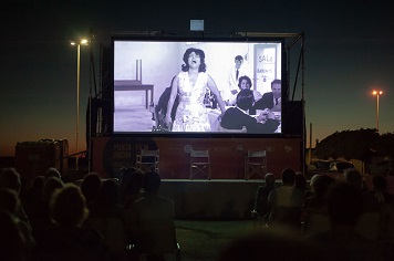 PUNTASACRA FILM FEST 1 - L'appello degli artisti per la comunit dell'Idroscalo di Ostia